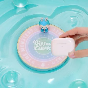 THE MONSTERS Big into Energy Series-Wireless Charger